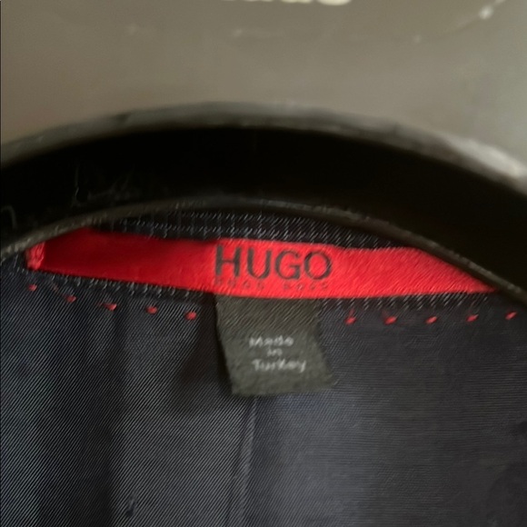 Hugo Boss 100% Virgin Wool Men's Navy Blazer sz 36S - Picture 2 of 12